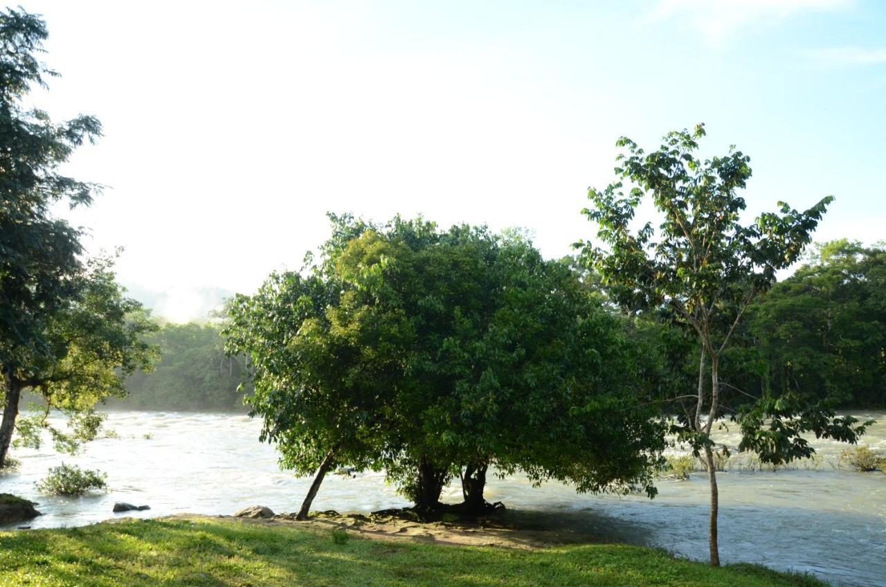 Ciudad De Las Rocas La Fortuna Gallo Giro ภายนอก รูปภาพ