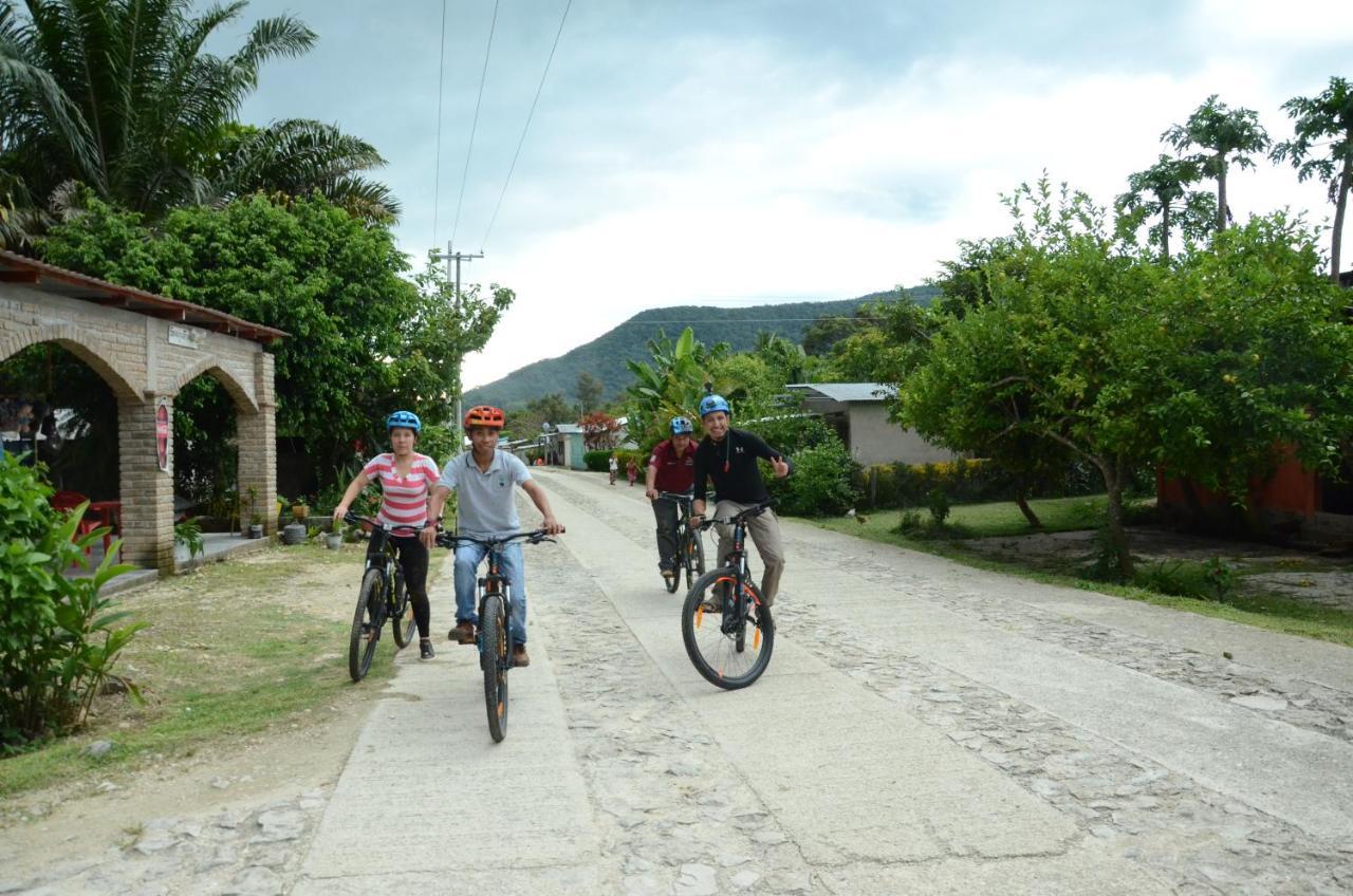Ciudad De Las Rocas La Fortuna Gallo Giro ภายนอก รูปภาพ